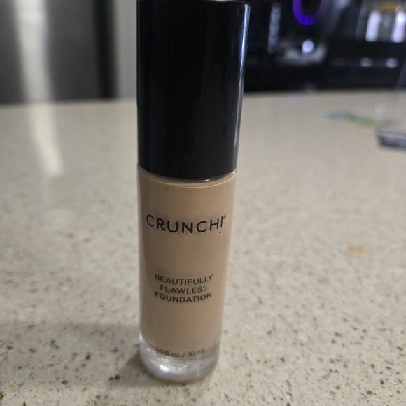Other - Crunchi Beautifully Flawless Foundation Shade 2.0